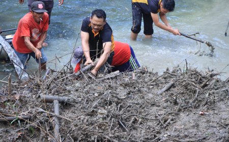 Polres Ngawi Komitmen Jaga Sungai Tetap Bersih dan Lestari