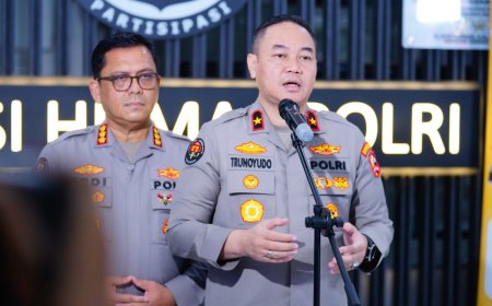 Polres Malang Libatkan Tim Dokkes, Menjaga Napas Para Penjinak Api Karhutla di Lereng Bromo